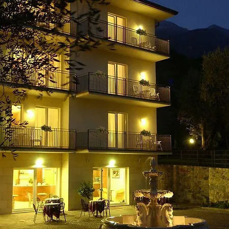 Garni Orchidea 3* Malcesine